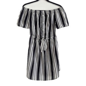 2/$35 OFF the shoulder URBAN outfitters Striped Summer Mini Dress Sz M   ( 8-1…